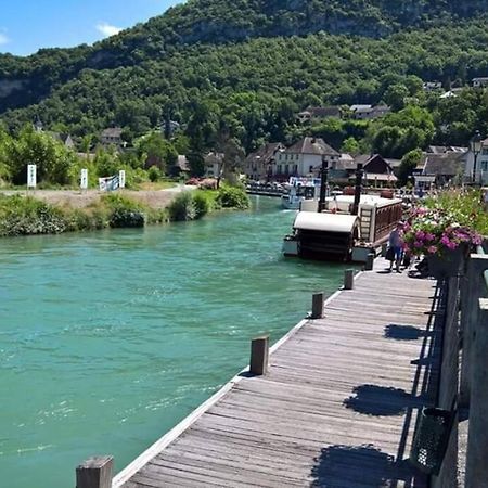 Le Portougais, Chalet A Chanaz, La Petite Venise Savoyarde 外观 照片
