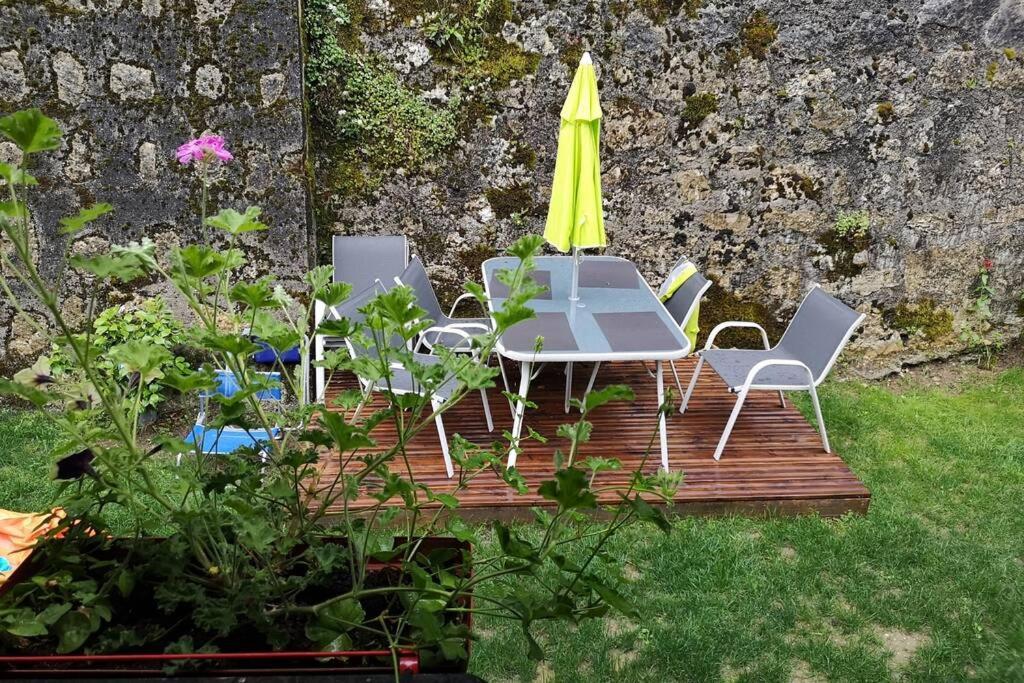 Le Portougais, Chalet A Chanaz, La Petite Venise Savoyarde 外观 照片