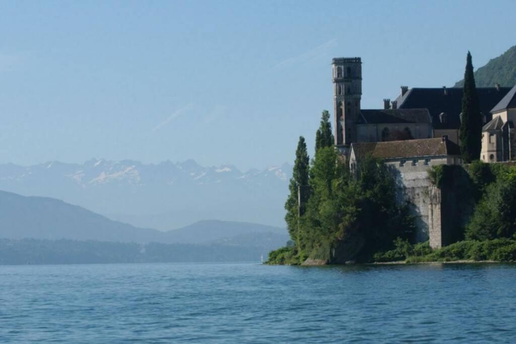 Le Portougais, Chalet A Chanaz, La Petite Venise Savoyarde 外观 照片